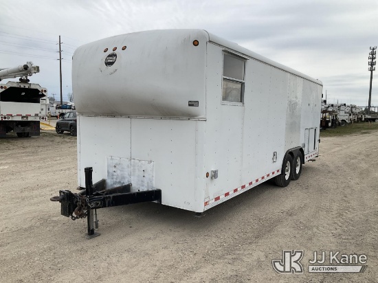 (Charlotte, MI) 2000 Wells Cargo T/A Enclosed Cargo Trailer