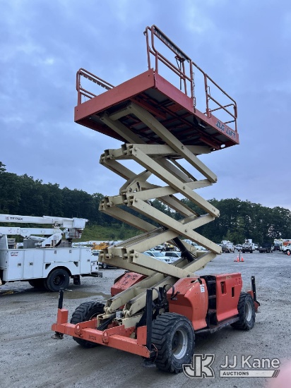 (Shrewsbury, MA) 2005 JLG 4394RT Rough Terrain Self-Propelled Scissor Lift Runs & Operates