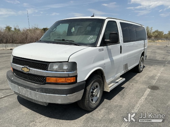 (Salt Lake City, UT) 2015 Chevrolet Express G3500 Passenger Van Runs & Moves