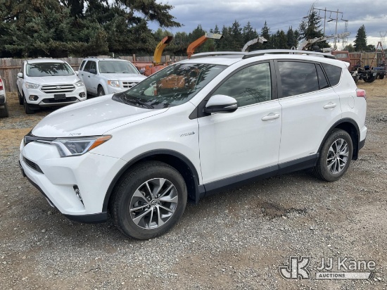 (Eatonville, WA) 2017 Toyota RAV4 Hybrid XLE Sport Utility Vehicle Not Running, Condition Unknown) (