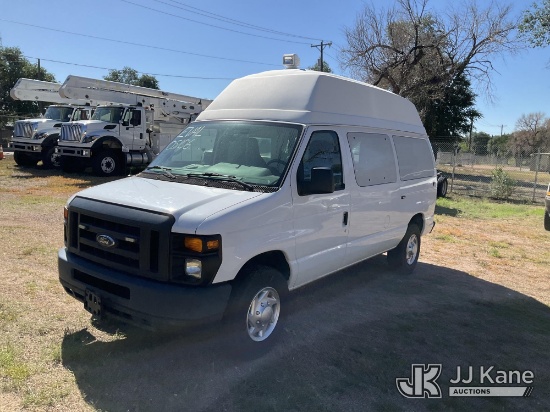 (Colorado Springs, CO) 2013 Ford E350 Cube/Service Van Runs & Moves