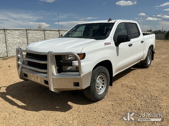 (Fort Lupton, CO) 2021 Chevrolet Silverado 1500 4x4 Crew-Cab Pickup Truck Runs & Moves