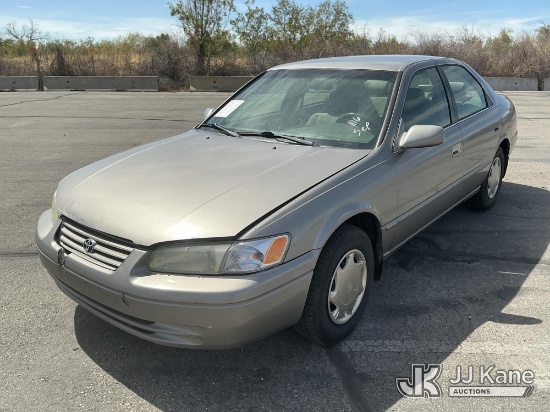 (Salt Lake City, UT) 1999 Toyota Camry 4-Door Sedan Runs & Moves) (Engine Performance Concerns) (Win