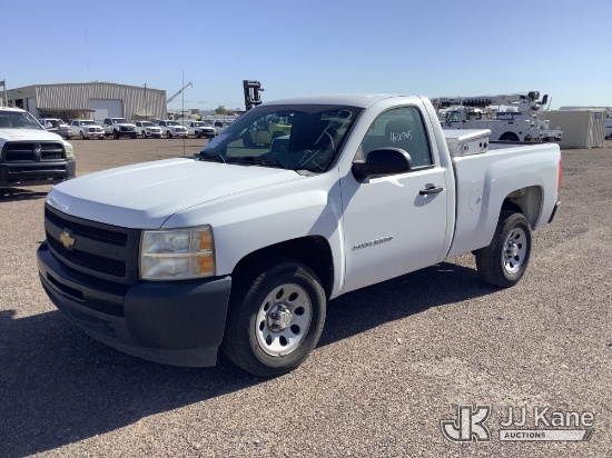 (Phoenix, AZ) 2013 Chevrolet Silverado 1500 Pickup Truck Runs & Moves