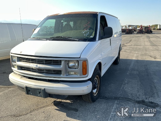 (Salt Lake City, UT) 2002 Chevrolet Express G2500 Cargo Van Runs & Moves