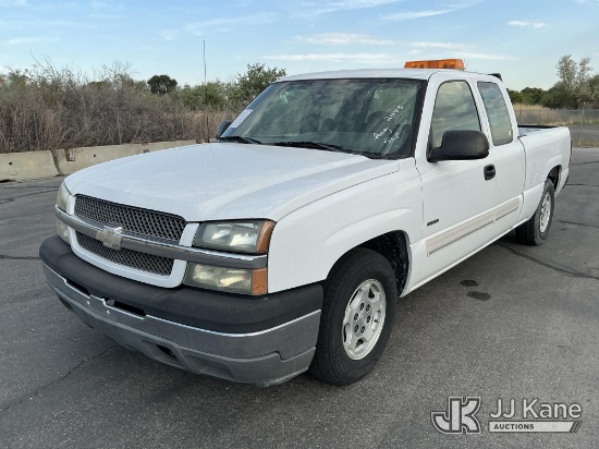 (Salt Lake City, UT) 2005 Chevrolet Silverado 1500 Extended-Cab Pickup Truck Runs & Moves