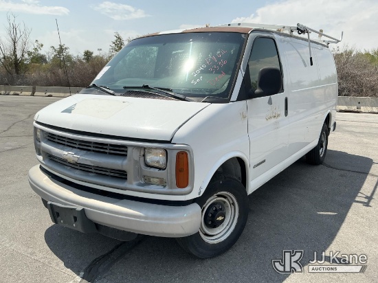 (Salt Lake City, UT) 2002 Chevrolet Express G2500 Cargo Van Runs & Moves) (Dash Indicator Light On