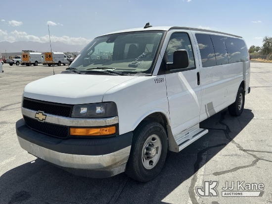 (Salt Lake City, UT) 2019 Chevrolet Express G3500 Passenger Van Runs & Moves) (Dash Warning Indicato