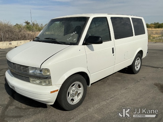 (Salt Lake City, UT) 2003 Chevrolet Astro AWD Mini Passenger Van Runs & Moves
