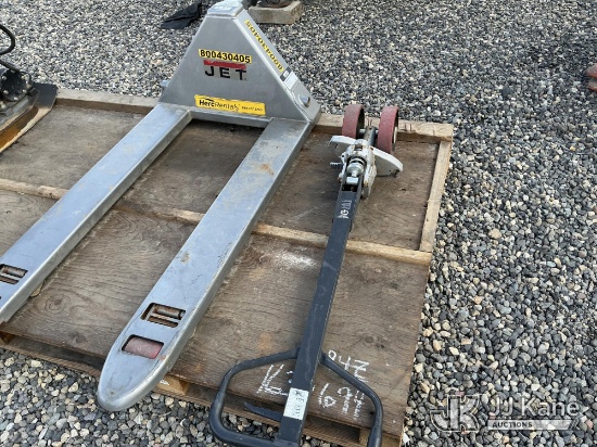 (Portland, OR) JET Pallet Jack (Condition Unknown) NOTE: This unit is being sold AS IS/WHERE IS via