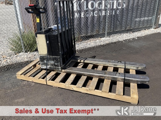 (Las Vegas, NV) 40 GPW -4-14 motorized Pallet Jack Condition Unknown