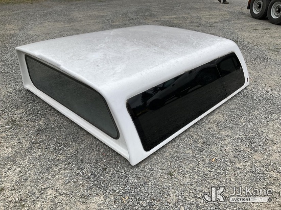 (Eatonville, WA) Leer Truck Canopy NOTE: This unit is being sold AS IS/WHERE IS via Timed Auction an
