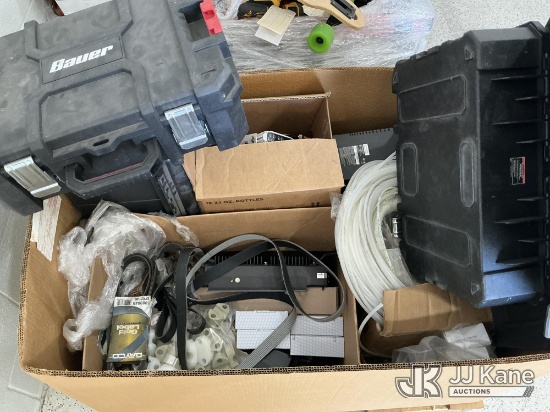 (Salt Lake City, UT) Pallet w/ Parts NOTE: This unit is being sold AS IS/WHERE IS via Timed Auction