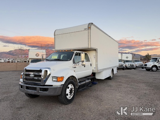 (Albuquerque, NM) 2009 Ford F-650 Van Body Truck Runs & Moves) (Dash Warning Indicators On