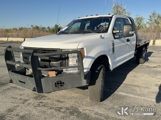 (Salt Lake City, UT) 2017 Ford F350 Extended-Cab Flatbed Truck Runs & Moves