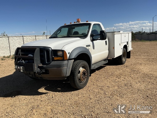 (Fort Lupton, CO) 2006 Ford F-450 SD Enclosed Service Truck Runs & Moves) (Dash Warning Indicator On