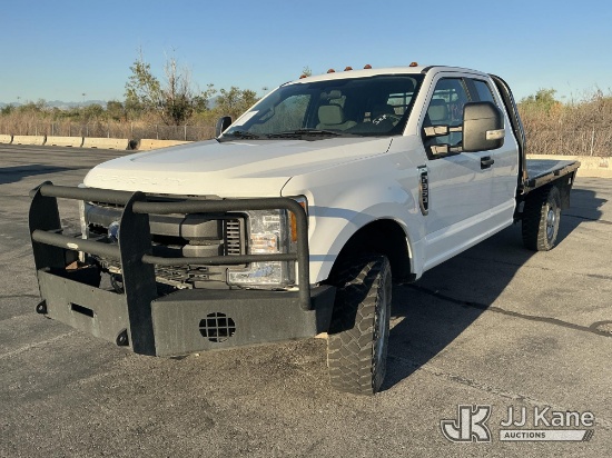 (Salt Lake City, UT) 2017 Ford F350 4x4 Extended-Cab Flatbed Truck Runs & Moves