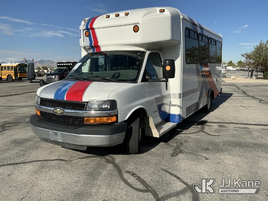 (Salt Lake City, UT) 2015 Chevrolet Express G4500 Passenger Bus Runs & Moves