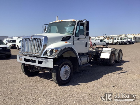 (Phoenix, AZ) 2014 International 7400 T/A Truck Tractor Runs & Moves) (Dash Warning Indicator On
