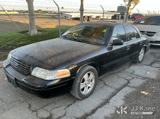 (Dixon, CA) 2007 Ford Crown Victoria LX 4-Door Sedan Runs & Moves Vehicle previously used with a 'c