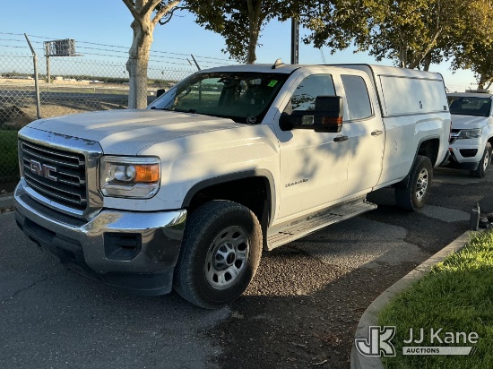 (Dixon, CA) 2015 GMC Sierra 3500HD Base Double Cab Long Box Extended-Cab Pickup Truck Runs & Moves