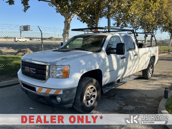 (Dixon, CA) 2012 GMC Sierra 3500HD Crew-Cab Pickup Truck Runs & Moves)(Dash Warning Indicators On