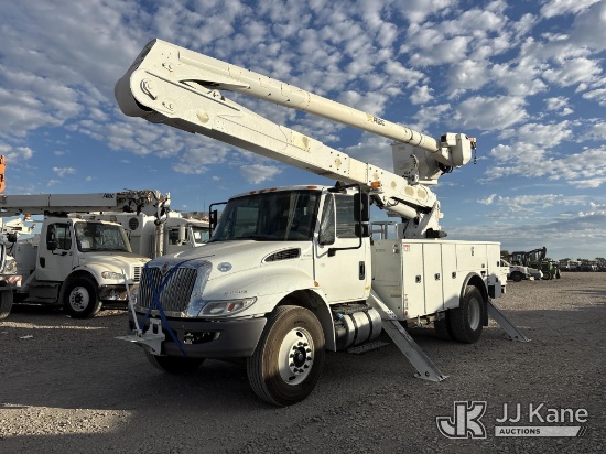 (Jurupa Valley, CA) Altec AA55, Articulating Material Handling Bucket Truck rear mounted on 2019 Int