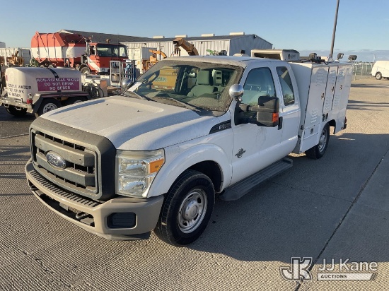 (Dixon, CA) 2014 Ford F-350 SD Extended-Cab Enclosed Service Truck Runs & Moves