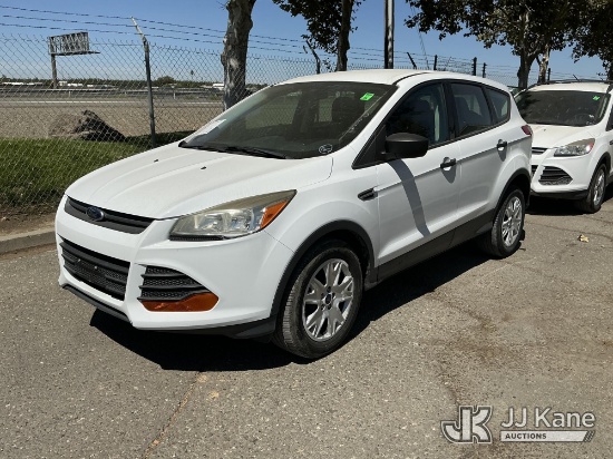 (Dixon, CA) 2014 Ford Escape S FWD 4-Door Sport Utility Vehicle Runs & Moves