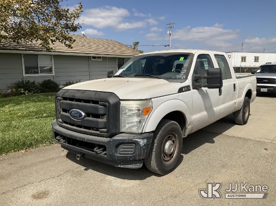 (Dixon, CA) 2011 Ford F-250 SD Crew-Cab Pickup Truck Runs & Moves