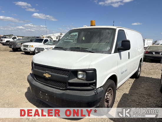 (Dixon, CA) 2015 Chevrolet Express 2500 Cargo Van Engine Runs, Steering Non Operational, Collision I