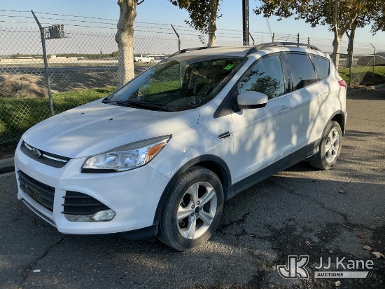 (Dixon, CA) 2014 Ford Escape SE 4-Door Sport Utility Vehicle Runs & Moves)(Low Fuel
