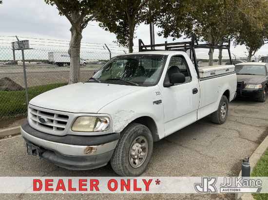 (Dixon, CA) 1999 Ford F-250 Pickup Truck Runs & Moves)(Monitors-No Connection With Smog