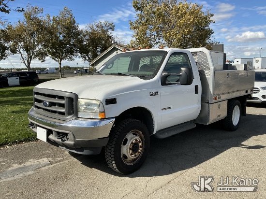 (Dixon, CA) 2002 Ford F-550 Flatbed/Service Truck Runs & Moves) (Unit Conditions Unknown