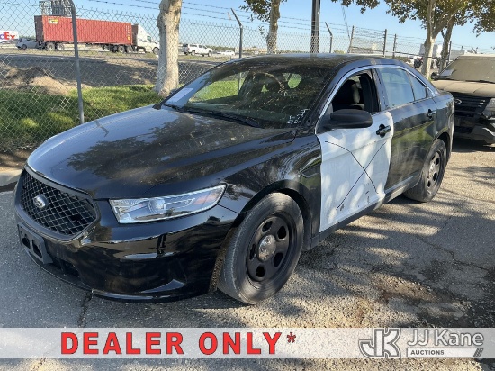 (Dixon, CA) 2015 Ford Taurus Police AWD 4-Door Sedan Runs & Moves)( Recall 25SA9 / NHTSA 25V695 - Re