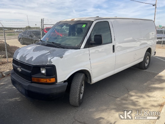 (Dixon, CA) 2009 Chevrolet Express 3500 Cargo Van Runs & Moves