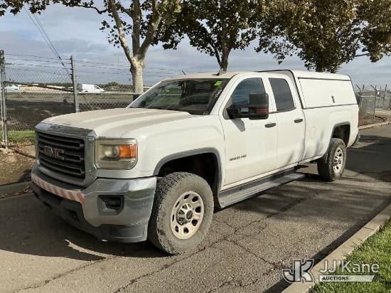 (Dixon, CA) 2015 GMC Sierra 3500HD Extended-Cab Pickup Truck Runs & Moves