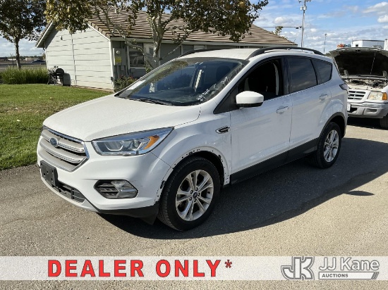 (Dixon, CA) 2017 Ford Escape 4-Door Sport Utility Vehicle Runs & Moves) (Dash Warning Indicators On-