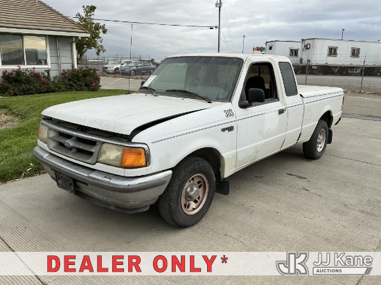 (Dixon, CA) 1997 Ford Ranger Extended-Cab Pickup Truck Runs & Moves)(Transmission/Drivetrain Perform