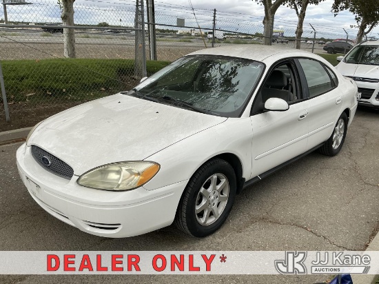 (Dixon, CA) 2006 Ford Taurus SEL 4-Door Sport Utility Vehicle Runs & Moves)(Engine Performance Conce