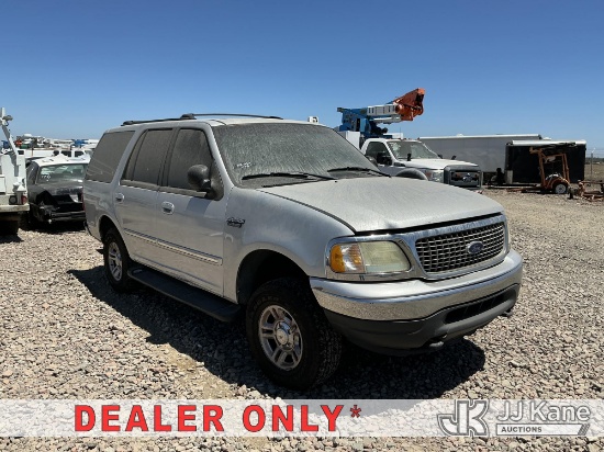 (Dixon, CA) 2002 Ford Expedition 4-Door Sport Utility Vehicle Not Running, Conditions Unknown) (Exte
