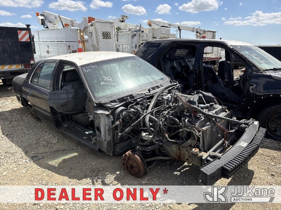 (Dixon, CA) 2003 Ford Crown Victoria Police Interceptor 4-Door Sedan Not Running, Conditions Unknown
