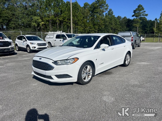 (Milton, FL) 2018 Ford Fusion SE 4-Door Hybrid Sedan Runs & Moves)(FL Residents Purchasing Titled It