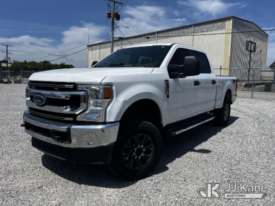 (Chattanooga, TN) 2021 Ford F250 4x4 Crew-Cab Pickup Truck Runs & Moves) (Warning Indicator Lights O
