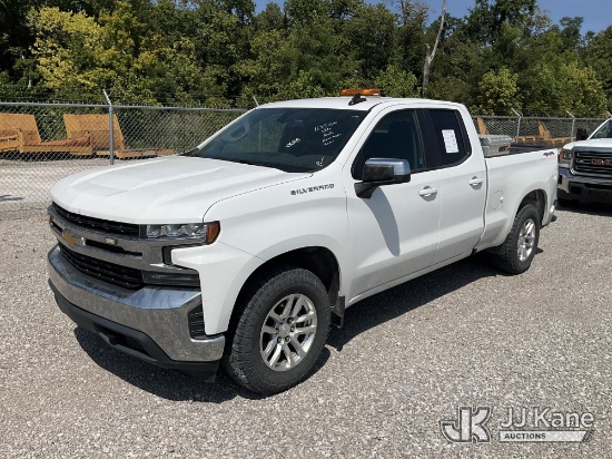 (Verona, KY) 2020 Chevrolet Silverado 1500 Crew-Cab Pickup Truck Runs & Moves) (Engine Performance C