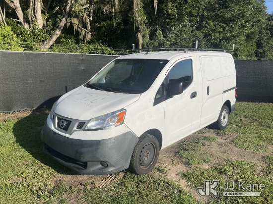 (Tampa, FL) 2019 Nissan NV200 Mini Cargo Van Runs & Moves) (FL Residents Purchasing Titled Items - t