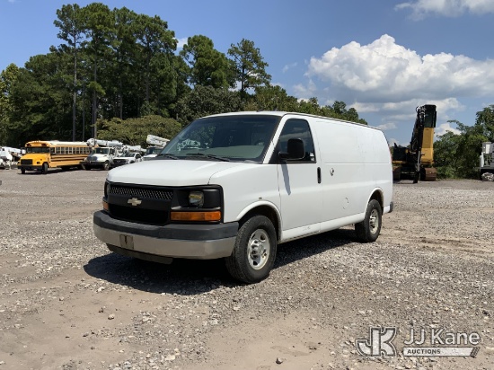 (Graysville, AL) 2014 Chevrolet Express G2500 Cargo Van Runs & Moves) (Interior Defects-Missing Pass