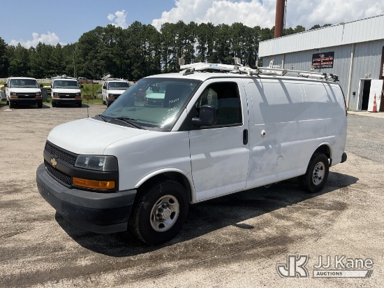 (Moncks Corner, SC) 2018 Chevrolet Express G2500 Cargo Van Runs & Moves) (Exterior Defects-See Photo