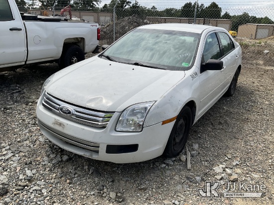 (Chester, VA) 2009 Ford Fusion 4-Door Sedan Runs & Moves) (Dash Warning Indicator On-See Dash Photo