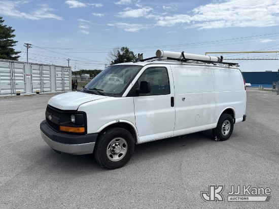 (Lebanon, TN) 2014 Chevrolet Express G2500 Cargo Van Runs & Moves) (Dash Light Indicators On